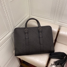 Mens Bottega Veneta Briefcases